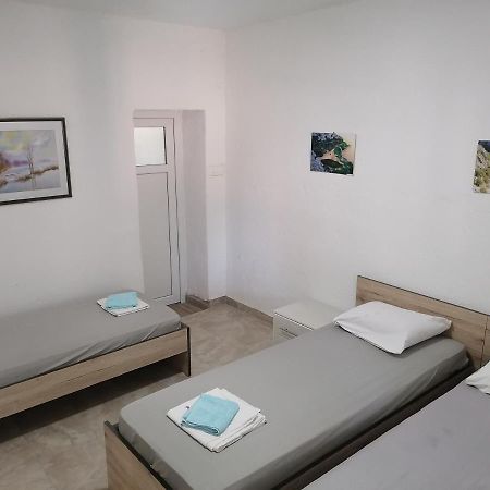 Apartman Milan Obrovac Bagian luar foto