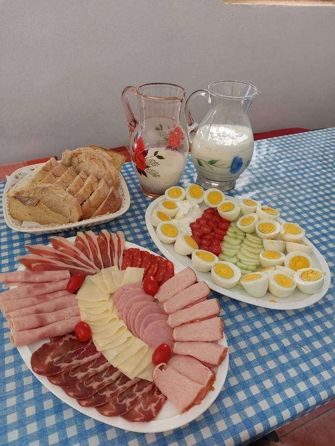 Apartman Milan Obrovac Bagian luar foto